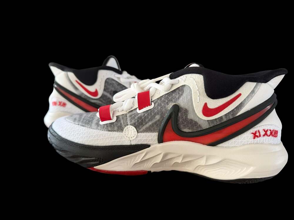 Nike Kyrie 8 Go GS Basketball Shoes White University Red Black Size 4.5Y